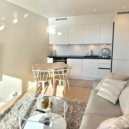 New In City With Sea View Tromsø
